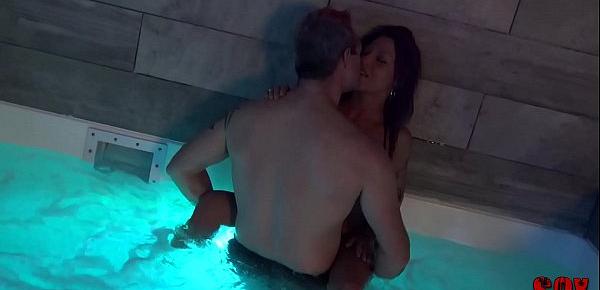  Hot swinger couple met and fuck in hot tub part 1
